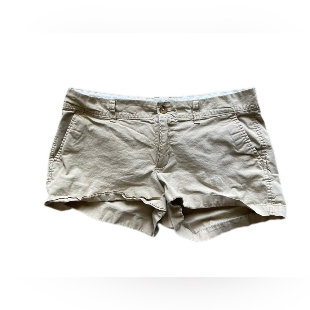 Old Navy Khaki Chino Shorts Women’s 8